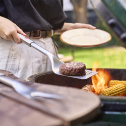BBQ Turner with Extending Handle - Grillout