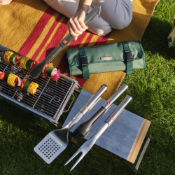 BBQ Turner with Extending Handle - Grillout