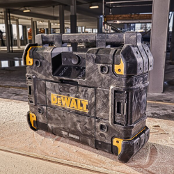 DeWALT TSTAK® Connected Radio with Charger