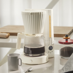 MAQUINA DE CAFÉ DE FILTRO PLISSE BRANCO