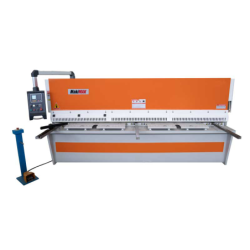 GUILHOTINA HIDRÁULICA GH 6X3200