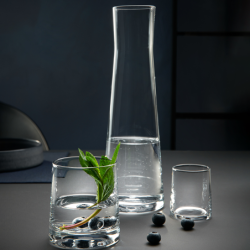 Garrafa 700ml Transparente - Lina