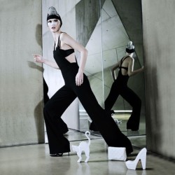 Deco Diva Shoe - Spikes