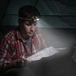 LANTERNA LED CABEÇA 250 LUMENS (PACK 2UN