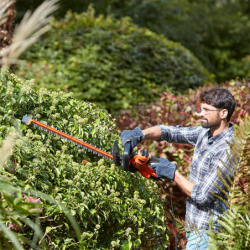 55cm 500W Hedge Trimmer with Saw Blade