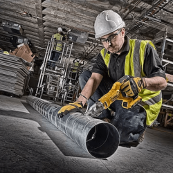 Tesoura DeWalt XR 18V sem carregador/bateria