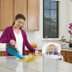 21,6Wh Wet and Dry Dustbuster Cordless Hand Vacuum
