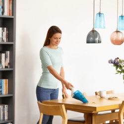 Mini-aspirador de Mão Dustbuster 3,6V para Líquidos e Sólidos