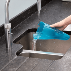 7,2V Dustbuster Handheld Vac for Liquids and Solids