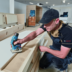 FRESADORA SUPERFICIE GOF 1250 LCE Profes