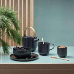 Teapot with Wooden Handle 600ml – Coppa Kuro